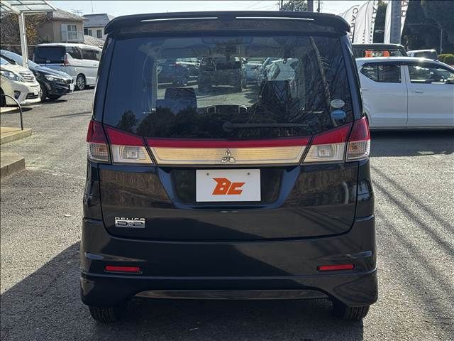 Mitsubishi DELICA 2011-04 1823905-22