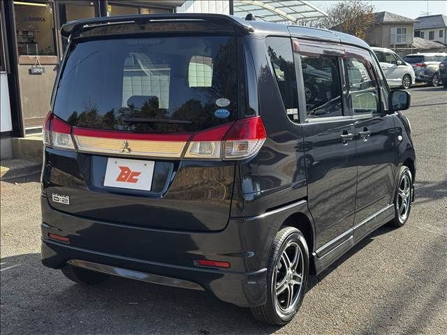 Mitsubishi DELICA 2011-04 1823905-23