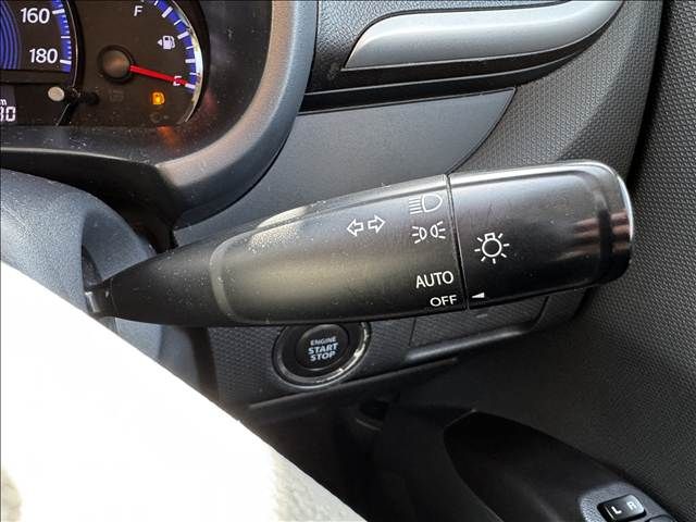 Mitsubishi DELICA 2011-04 1823905-27