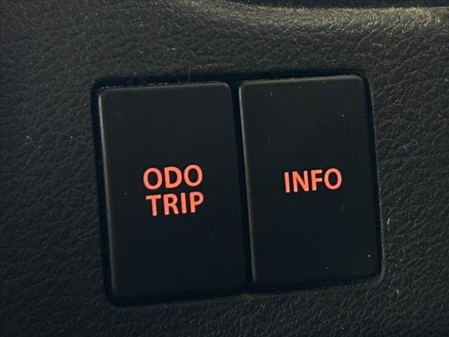 Mitsubishi DELICA 2019-04 1869474-25
