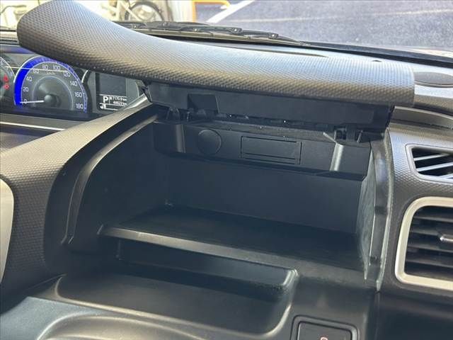 Mitsubishi DELICA 2019-04 1869474-28