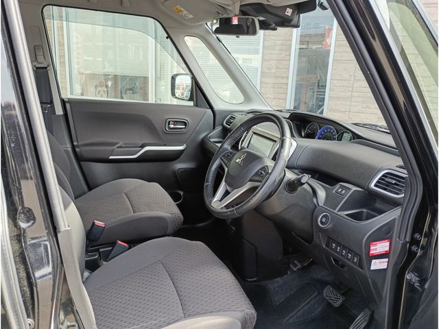 Mitsubishi DELICA 2018-02 3904962-6