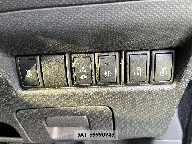 Mitsubishi DELICA 2015-02 4938451-11