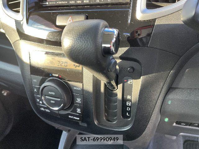 Mitsubishi DELICA 2015-02 4938451-19