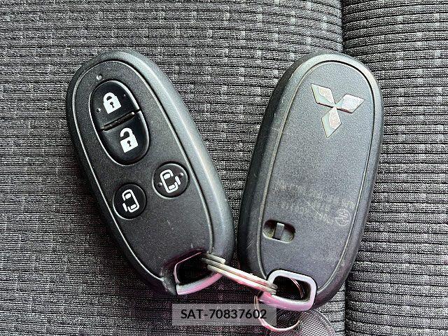 Mitsubishi DELICA 2019-08 5866490-25