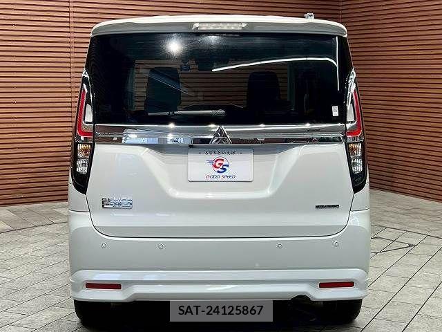 Mitsubishi DELICA 2024-04 6213831-18