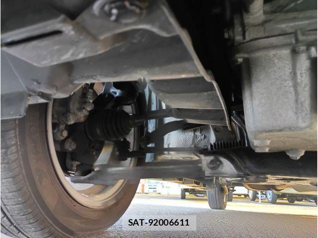 Mitsubishi DELICA 2011-12 6243455-10
