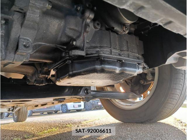 Mitsubishi DELICA 2011-12 6243455-12