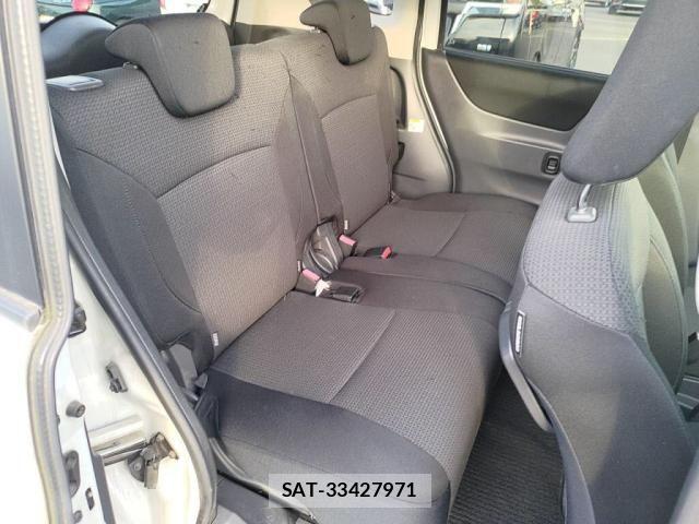 Mitsubishi DELICA 2014-11 6496743-23