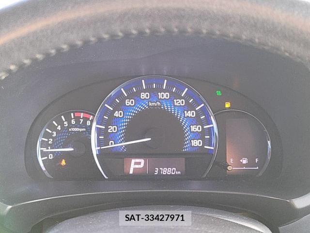Mitsubishi DELICA 2014-11 6496743-28