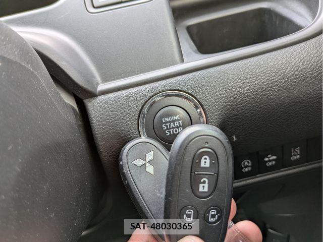 Mitsubishi DELICA 2016-04 6611481-12