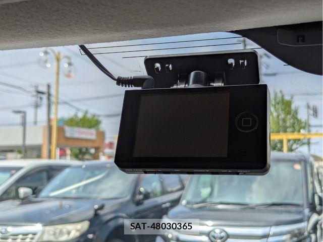 Mitsubishi DELICA 2016-04 6611481-14