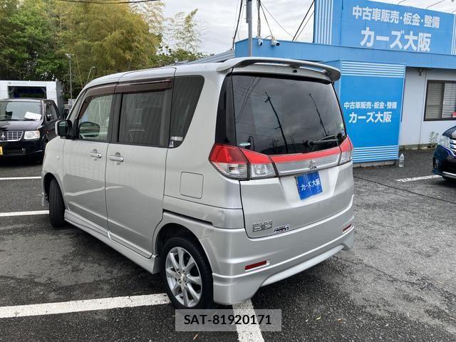 Mitsubishi DELICA 2013-02 6671125-2