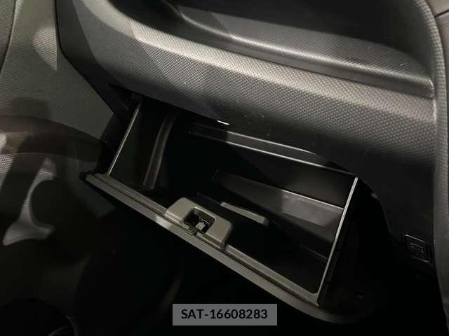 Mitsubishi DELICA 2011-10 6716033-24
