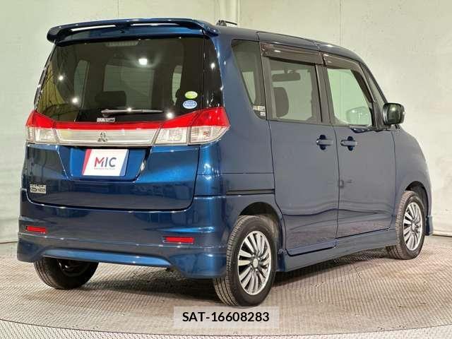 Mitsubishi DELICA 2011-10 6716033-4