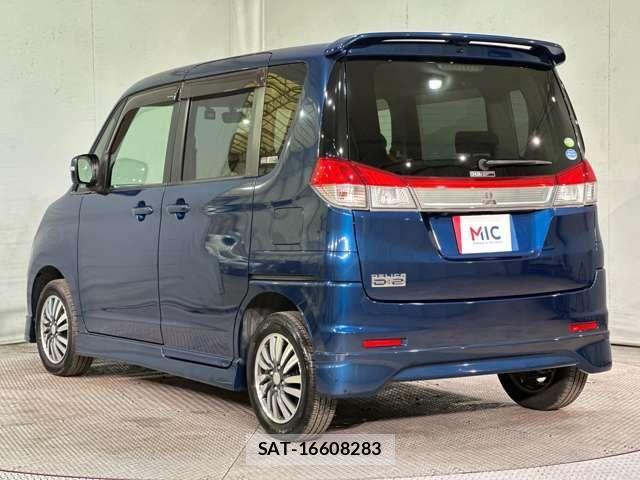 Mitsubishi DELICA 2011-10 6716033-6