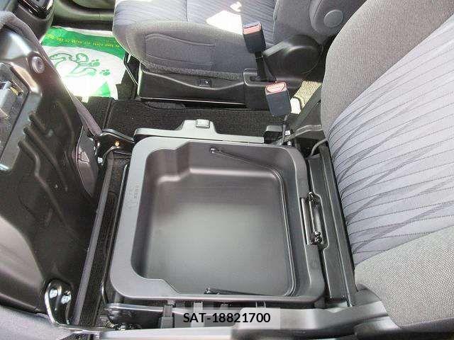 Mitsubishi DELICA 2021-03 6790982-18