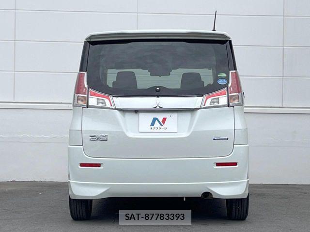 Mitsubishi DELICA 2017-07 6814670-14