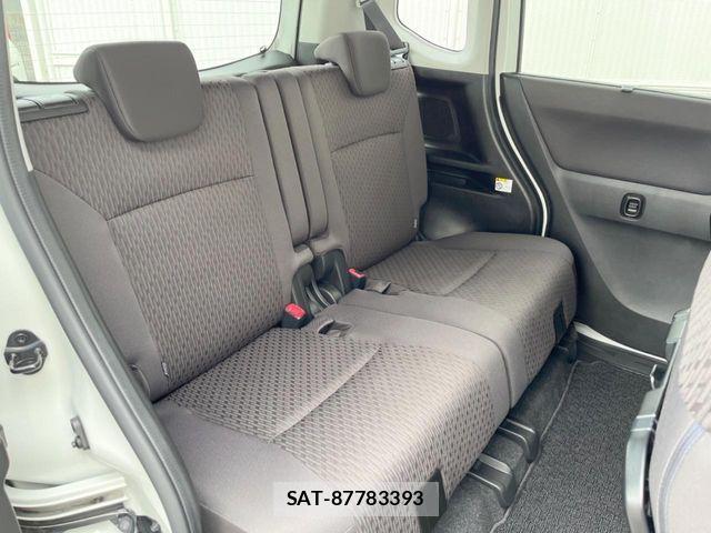 Mitsubishi DELICA 2017-07 6814670-8