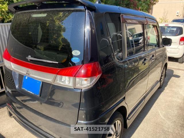 Mitsubishi DELICA 2011-06 7020344-4