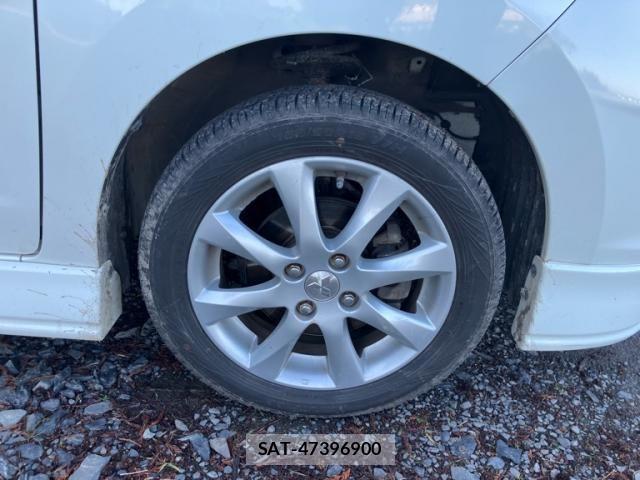 Mitsubishi DELICA 2013-08 7058270-5