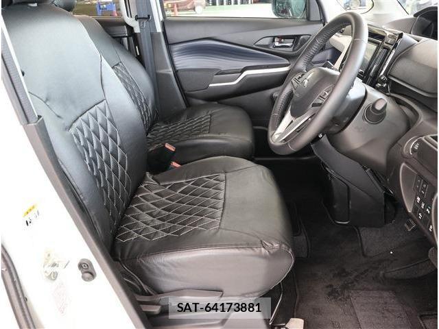 Mitsubishi DELICA 2023-12 7326696-12