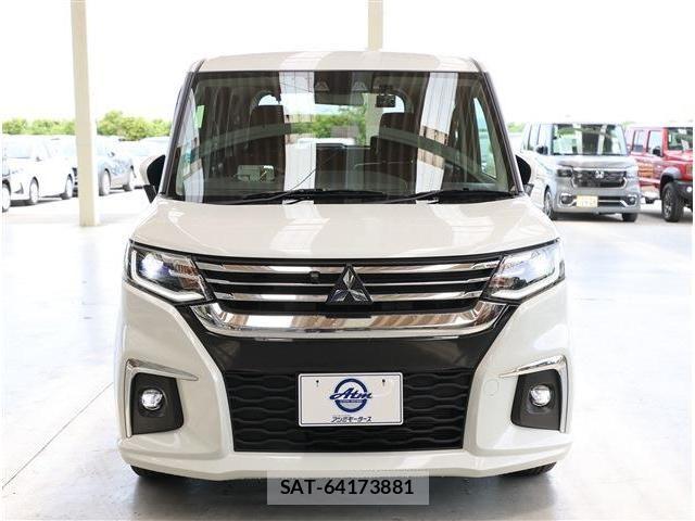Mitsubishi DELICA 2023-12 7326696-19