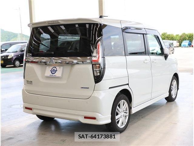 Mitsubishi DELICA 2023-12 7326696-6