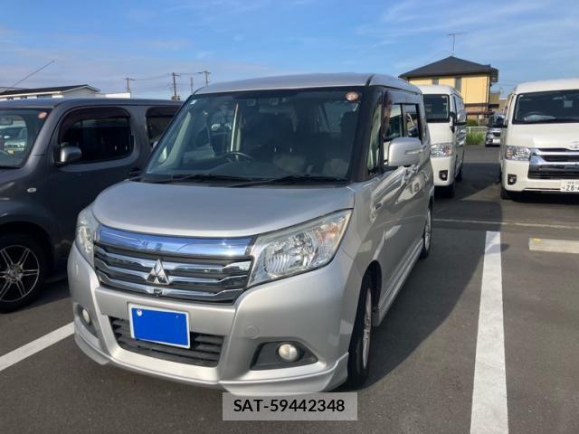 Mitsubishi DELICA 2017-06 7326699-0