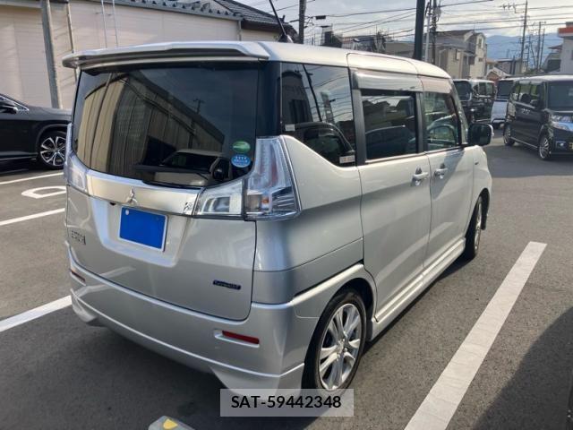 Mitsubishi DELICA 2017-06 7326699-2