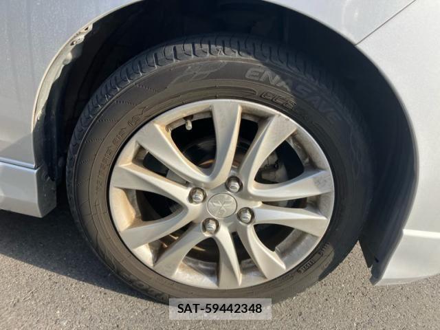 Mitsubishi DELICA 2017-06 7326699-4
