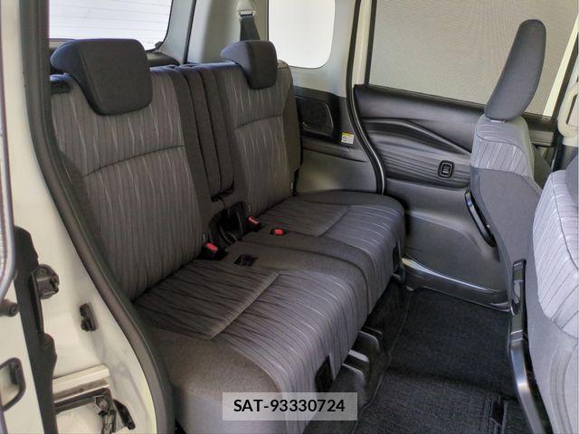 Mitsubishi DELICA 2022-12 7326700-26
