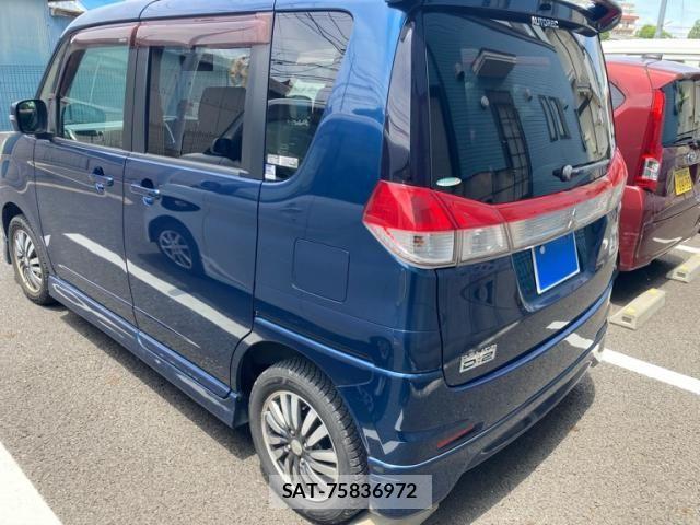 Mitsubishi DELICA 2011-07 7332683-4