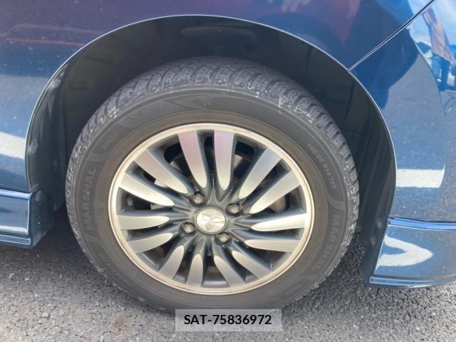 Mitsubishi DELICA 2011-07 7332683-7