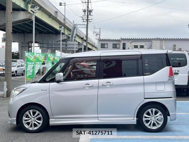 Mitsubishi DELICA 2017-06 7357533-11