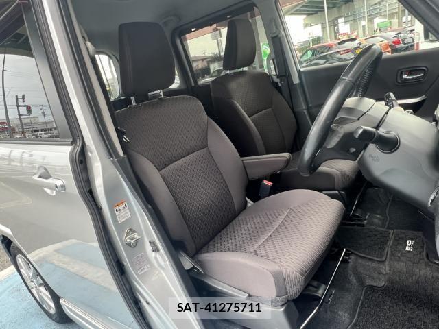 Mitsubishi DELICA 2017-06 7357533-19