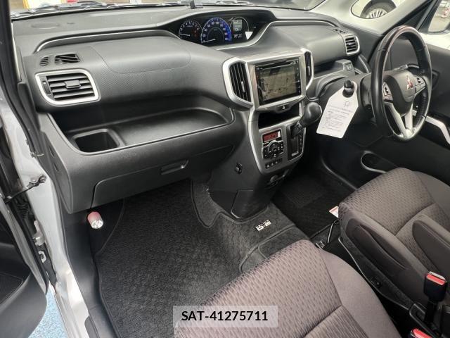 Mitsubishi DELICA 2017-06 7357533-20