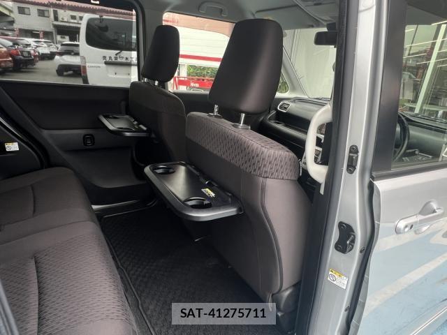 Mitsubishi DELICA 2017-06 7357533-24
