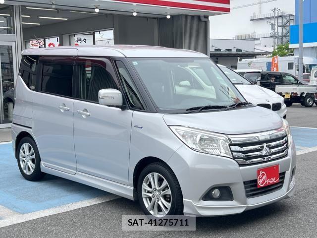 Mitsubishi DELICA 2017-06 7357533-4
