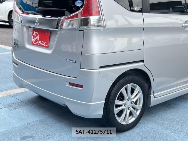 Mitsubishi DELICA 2017-06 7357533-8