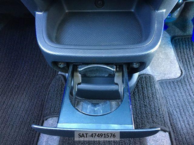 Mitsubishi DELICA 2015-01 7391926-27