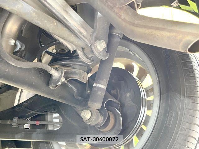 Mitsubishi DELICA 2011-08 7391923-18