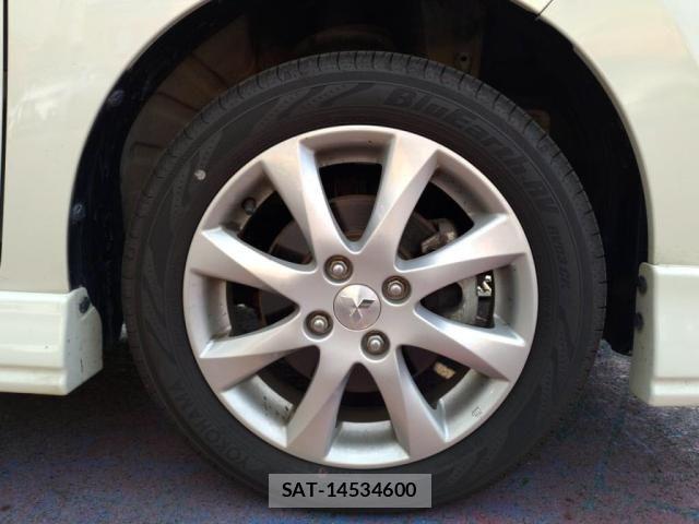 Mitsubishi DELICA 2013-05 7453964-11