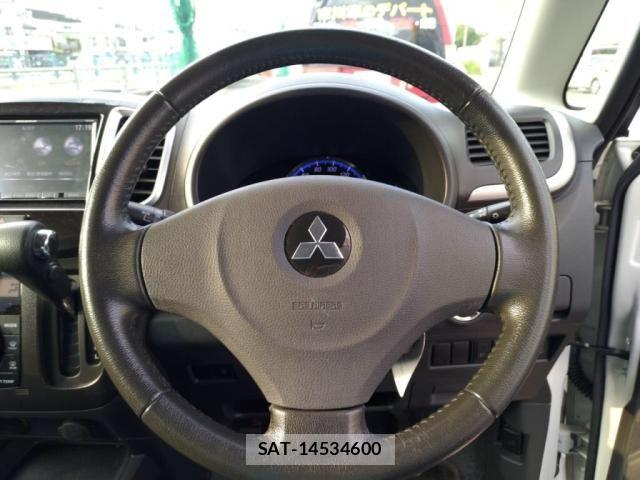 Mitsubishi DELICA 2013-05 7453964-13
