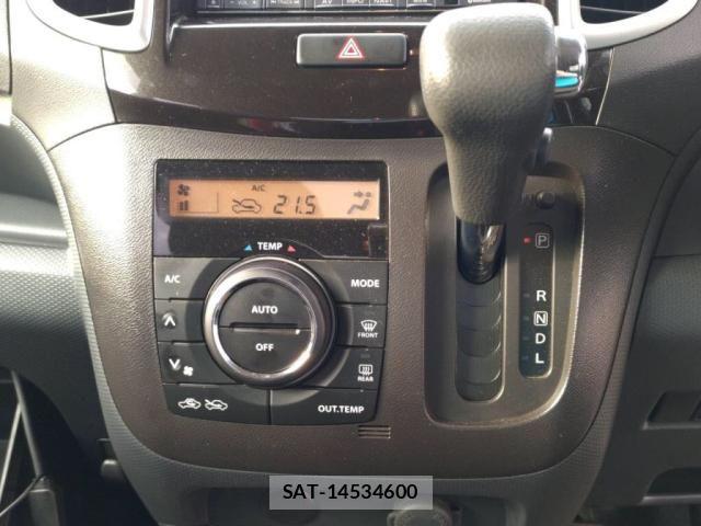 Mitsubishi DELICA 2013-05 7453964-14