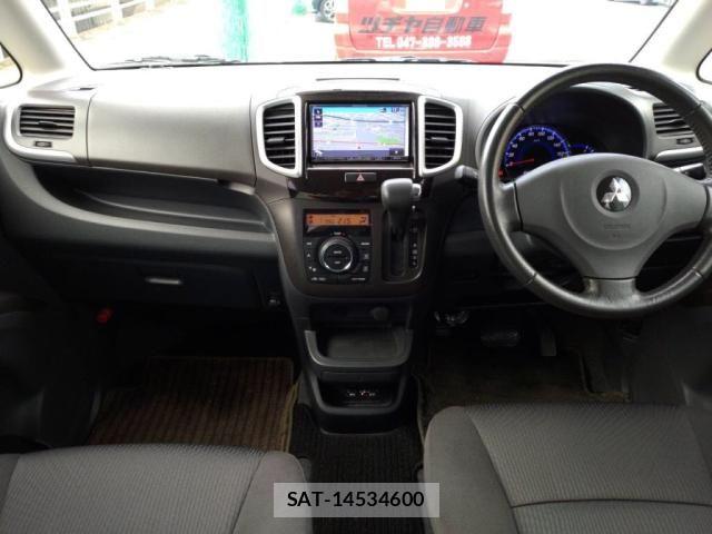 Mitsubishi DELICA 2013-05 7453964-2