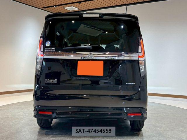 Mitsubishi DELICA 2023-12 7453960-2