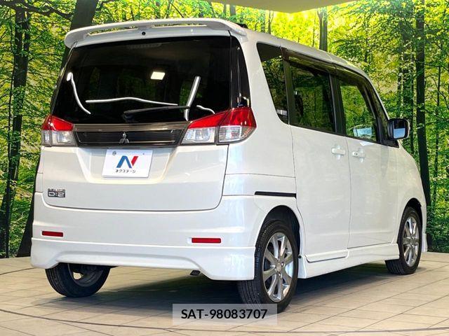 Mitsubishi DELICA 2012-03 7453965-16