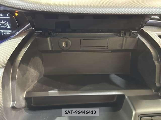 Mitsubishi DELICA 2017-03 7508530-23