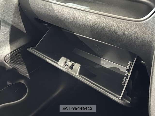 Mitsubishi DELICA 2017-03 7508530-26